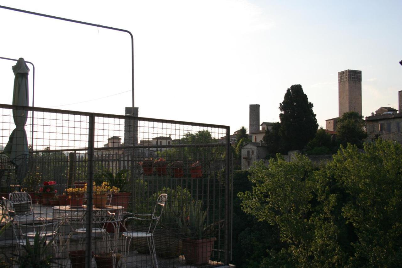 Mini Appartamento "Il Nido Del Picchio" Ascoli Piceno Exterior foto